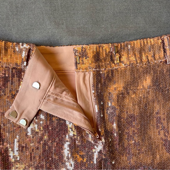 🆕 BB Dakota Rose Gold Sequin Mini Skirt - Picture 7 of 13